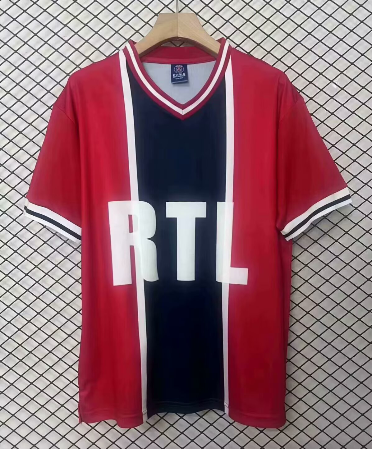 1975 PSG Paris away No. 11