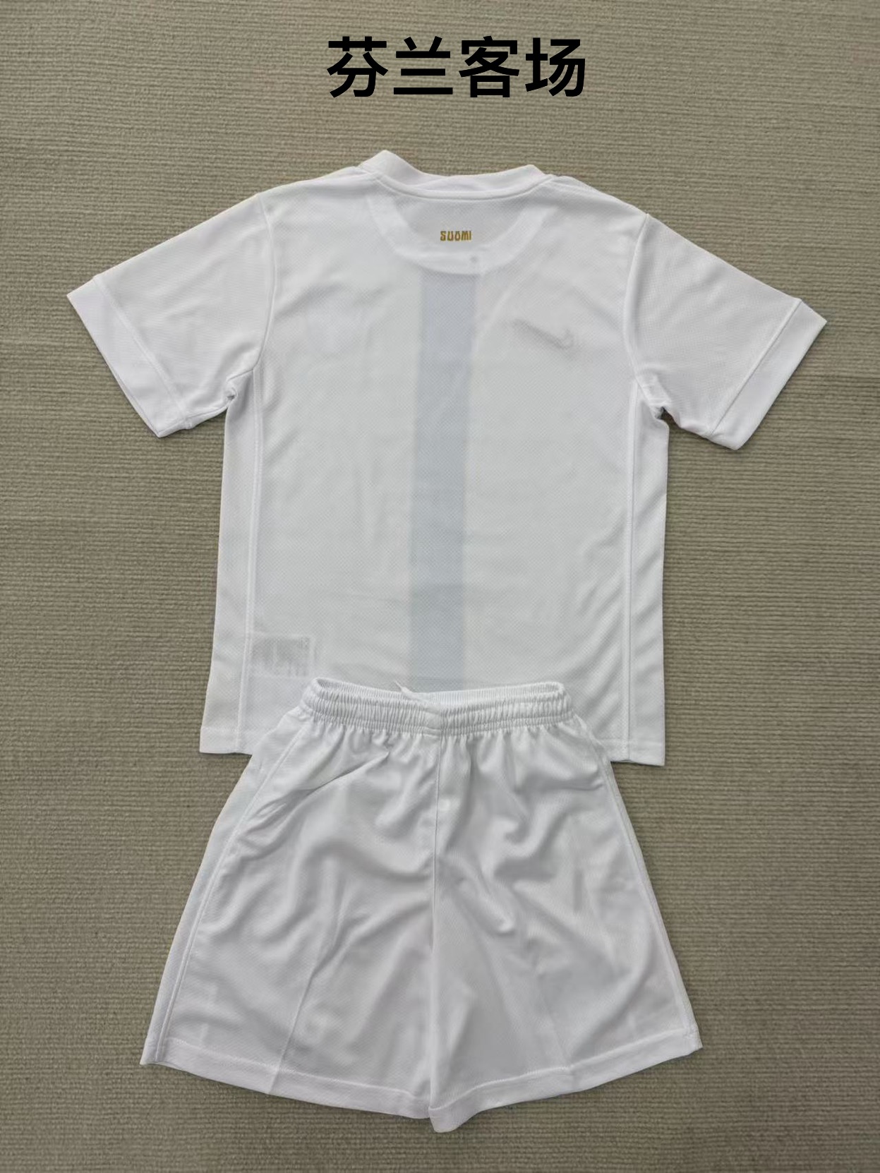 25-26 Finland away kids+adults