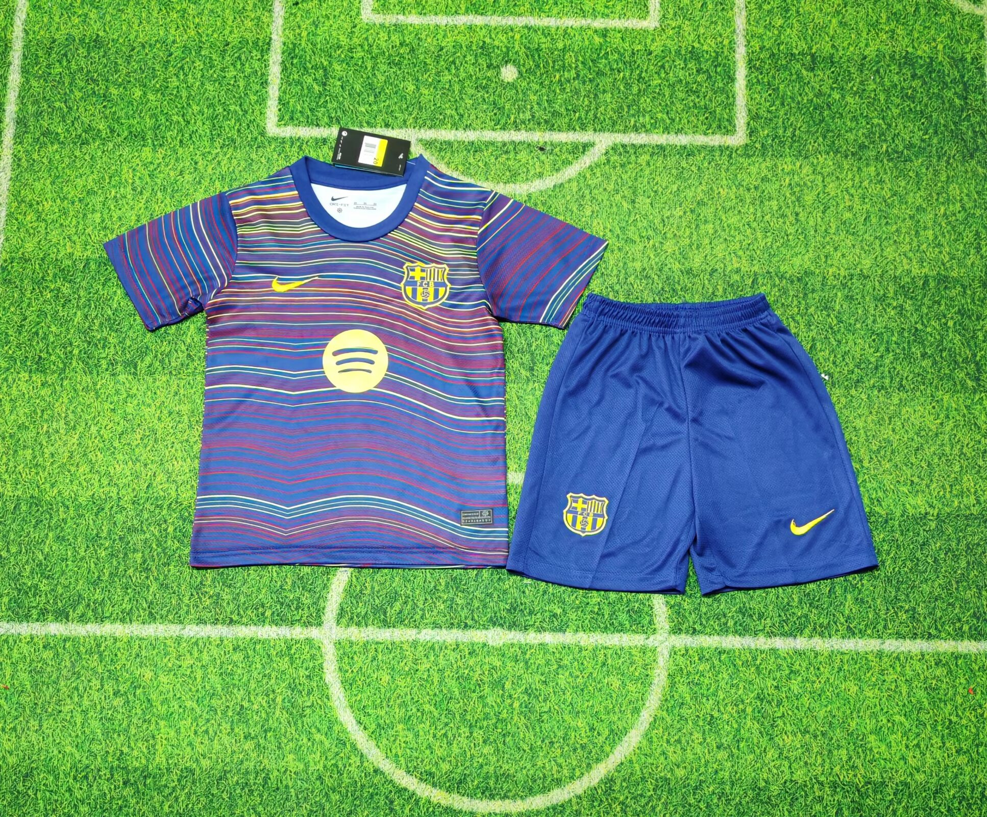 25-26 Barcelona pre match training outfit kids