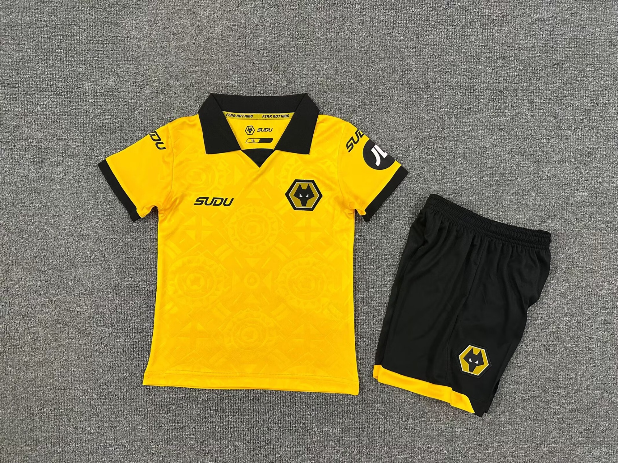 25-26 Wolverhampton Wanderers home kids