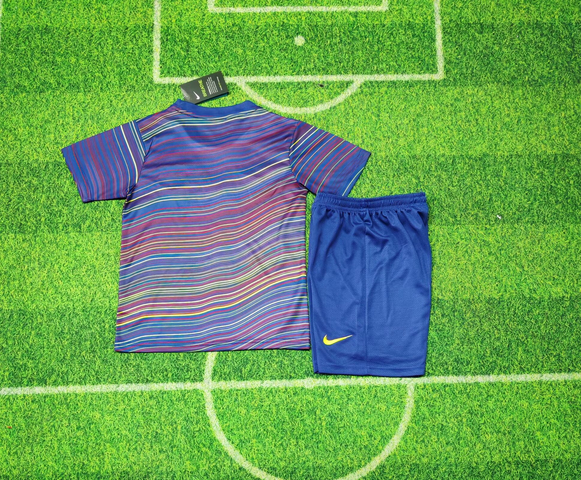 25-26 Barcelona pre match training outfit kids