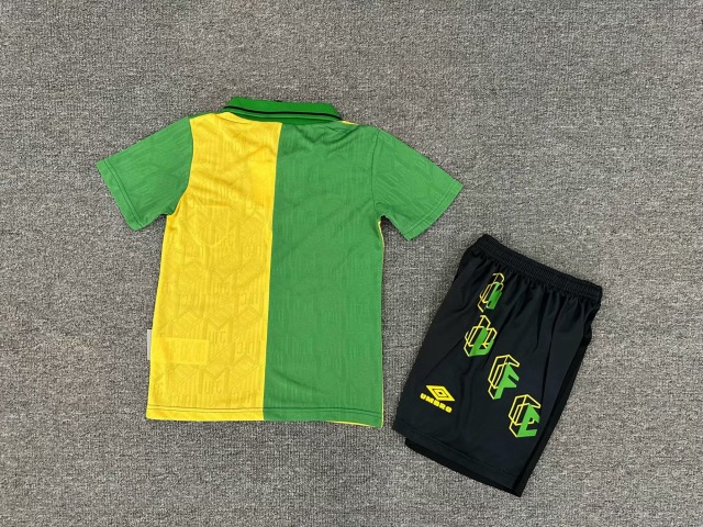 92-94 Manchester United away kids
