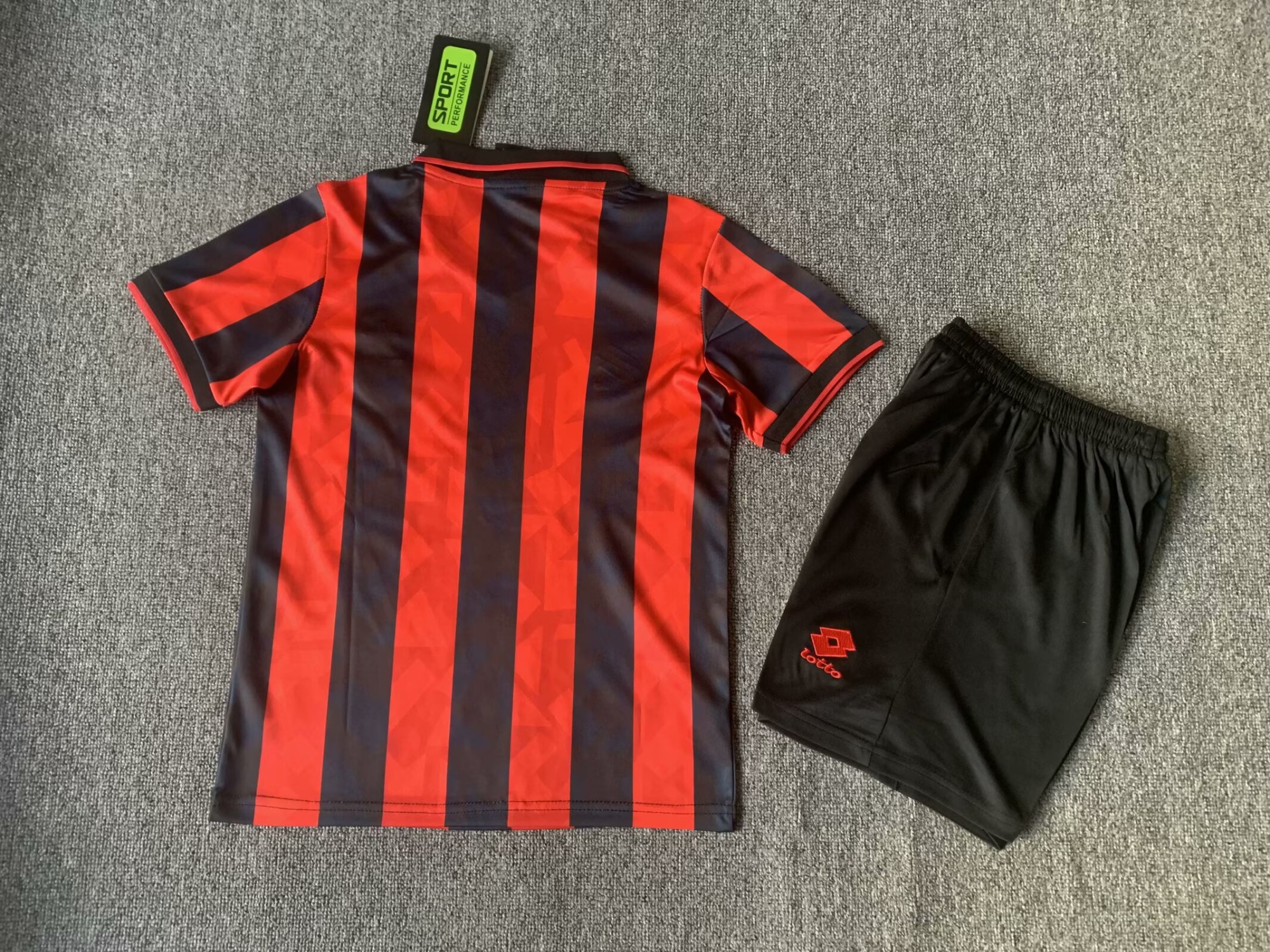93-94 AC Milan kids