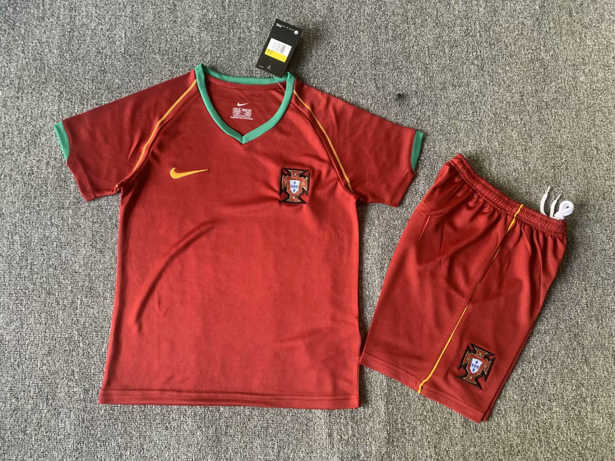 05-06 Portugal home game kids