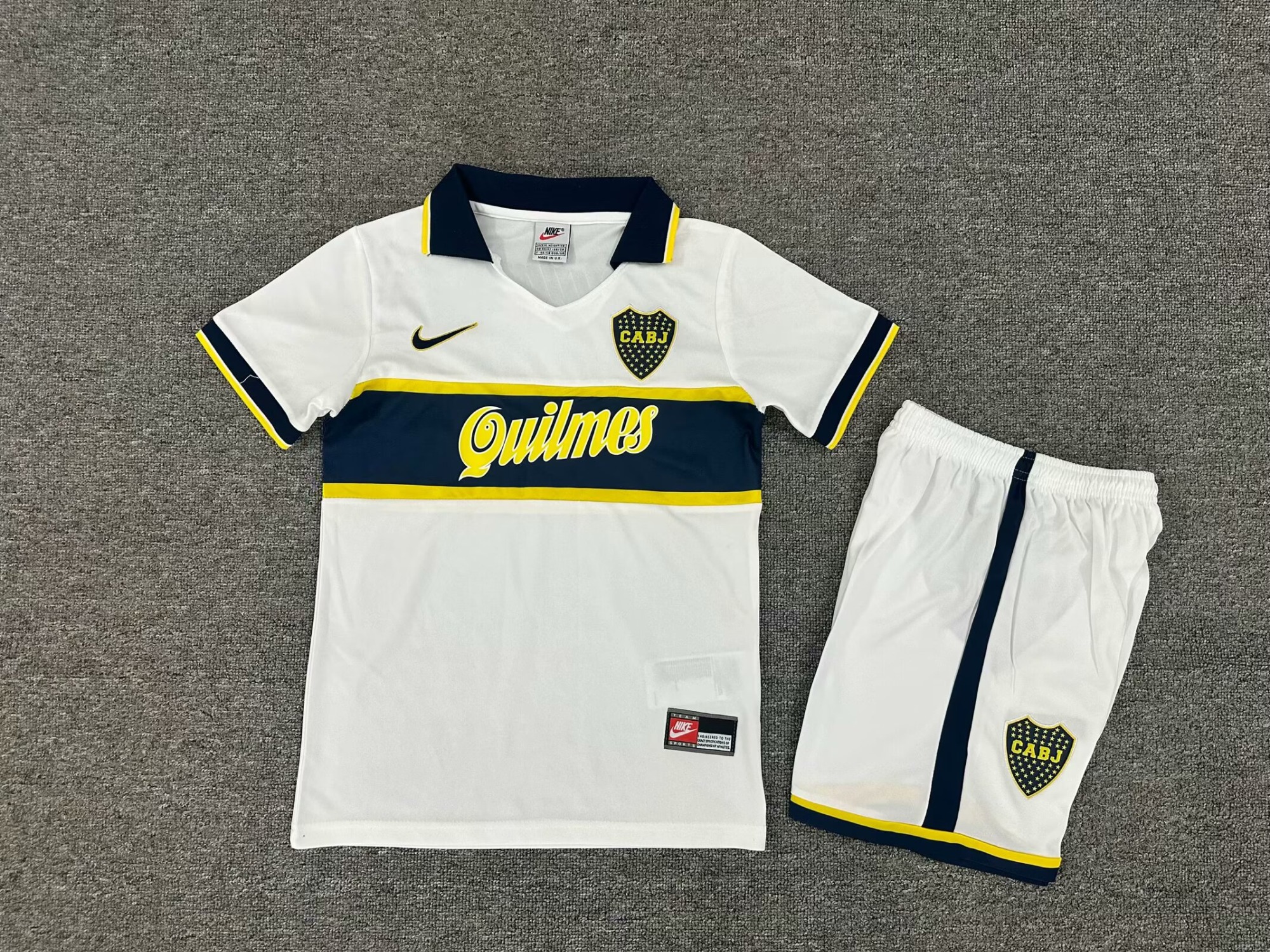 96-97 Boca Juniors away kids
