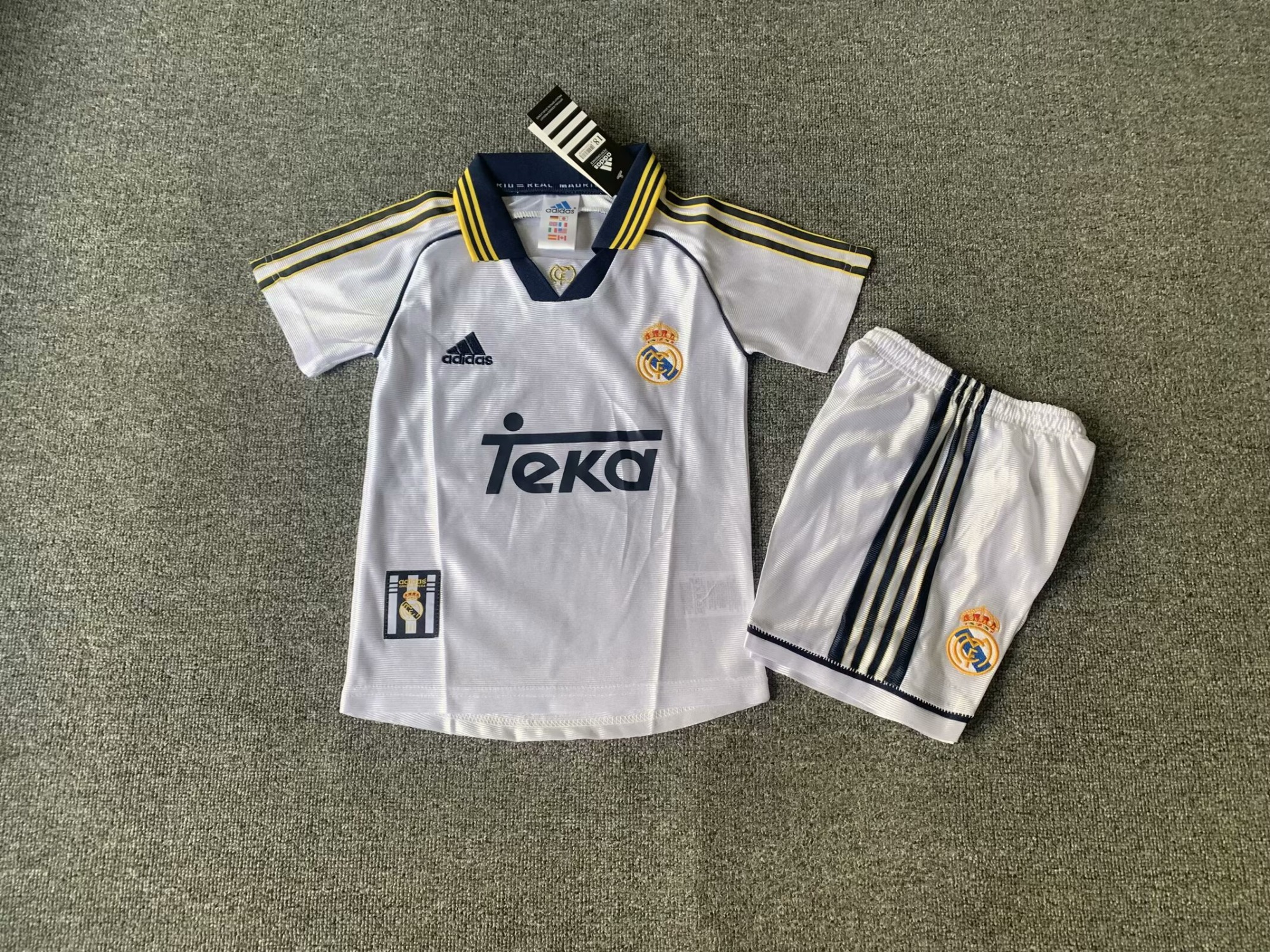 97-98 Juventus Home Kids