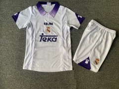 97-98 Real Madrid home game kids