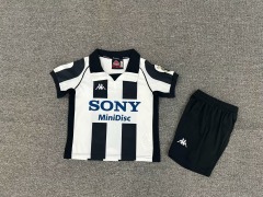 97-98 Juventus Home Kids