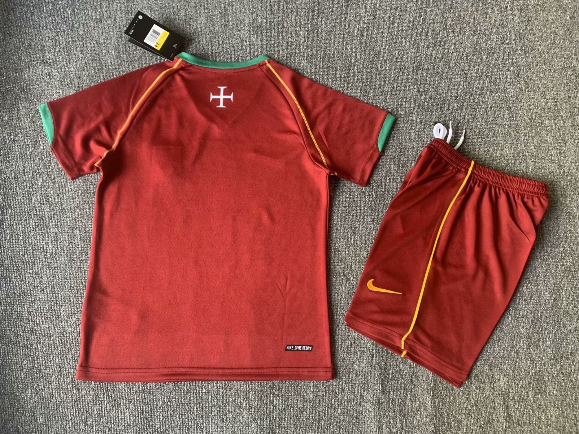 05-06 Portugal home game kids
