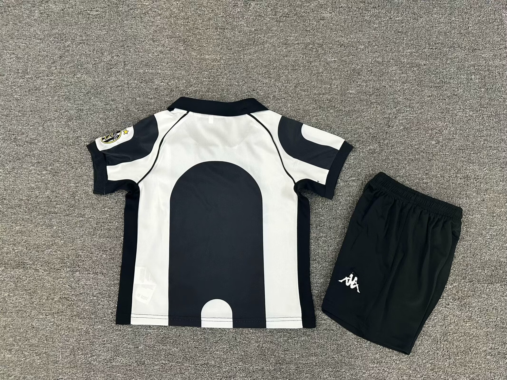 97-98 Juventus Home Kids