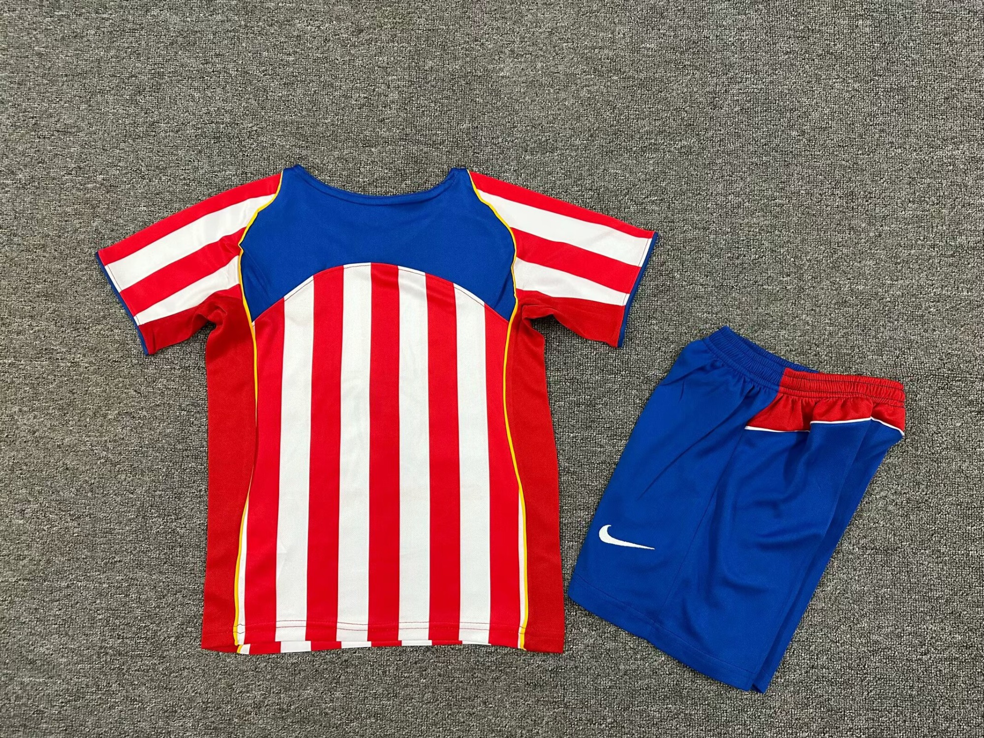 04-05 Atletico Madrid Home Kids