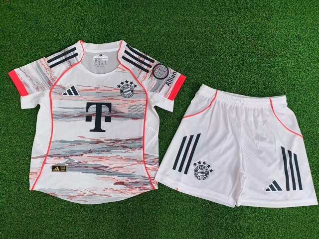25-26 Player Edition Bayern away kids