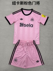 25-26 Newcastle Pink Goalkeeper Kids+Adult Set