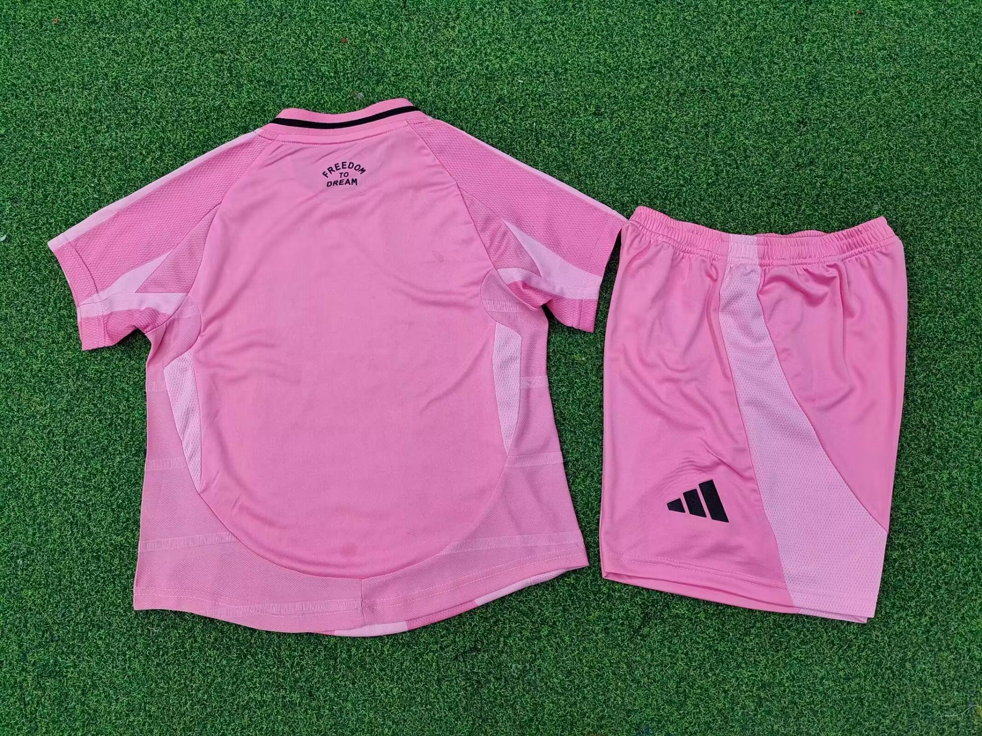 25-26 Player Edition Miami Home Kids