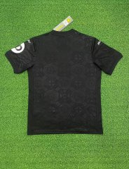 25-26 Wolverhampton Wanderers' home goalkeeper