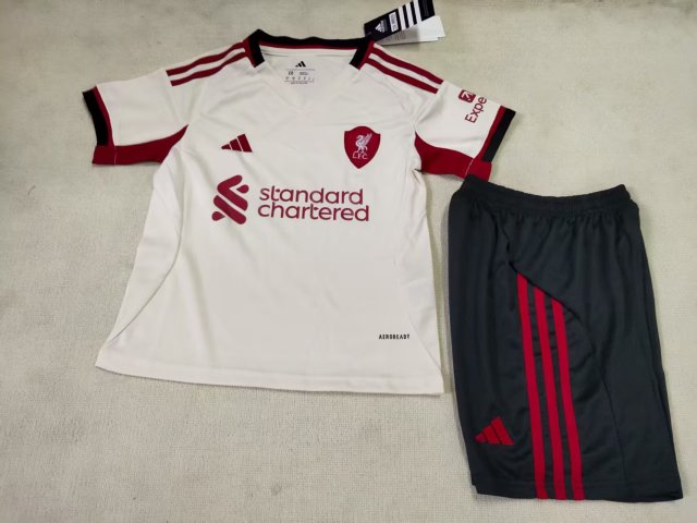 25-26 Liverpool away kids+adult package