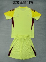 25-26 Juventus Yellow Goalkeeper Kids+Adult Set