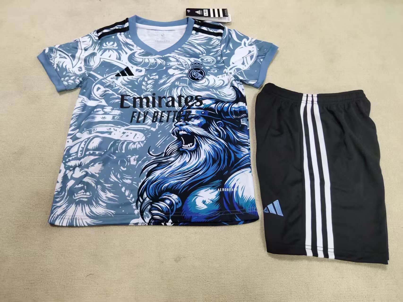 25-26 Real Madrid Special Edition Tauren Kids
