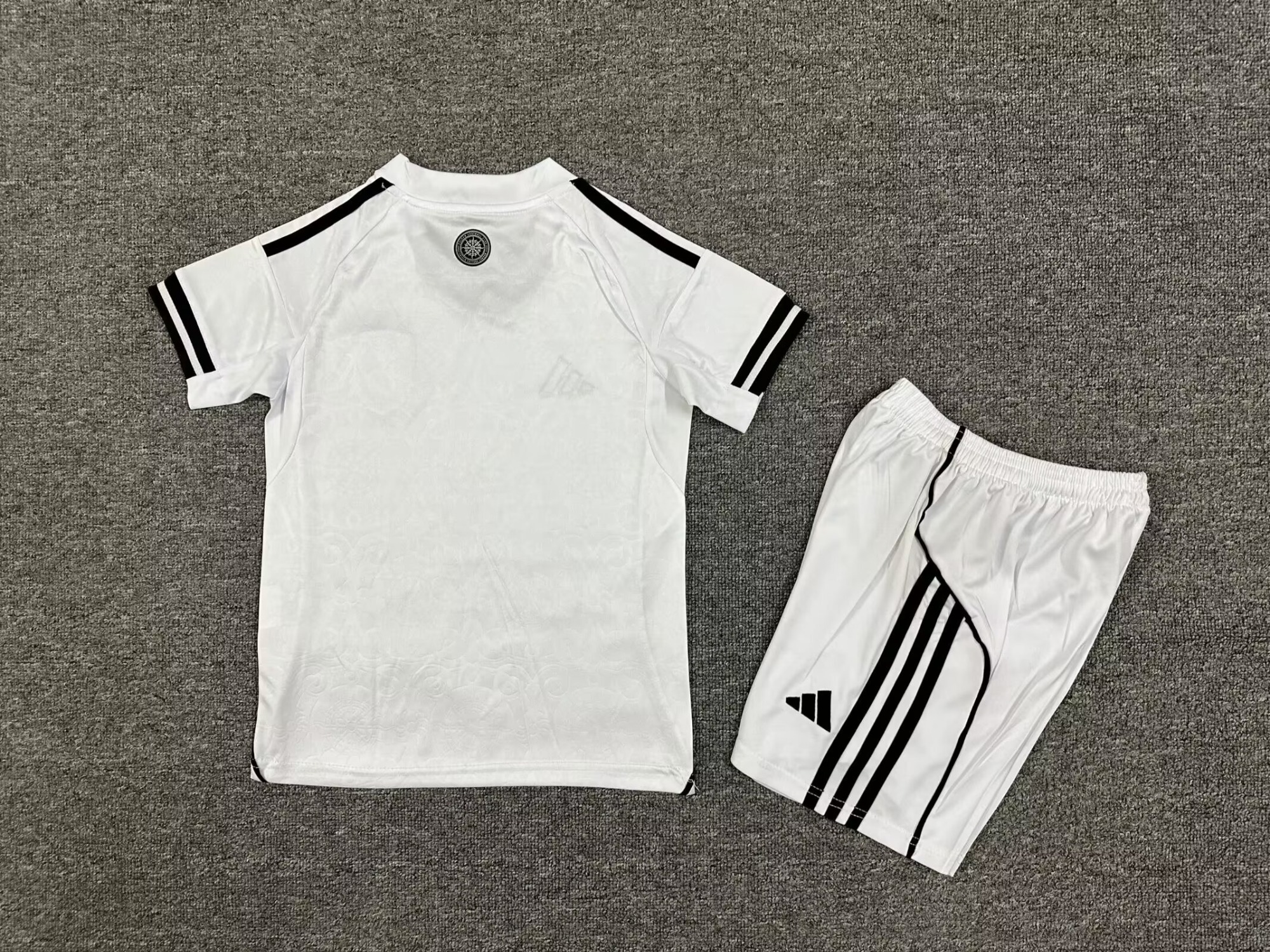 25-26 Fulham Home Kids