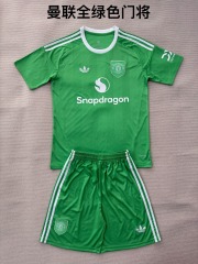 25-26 Manchester United Green Goalkeeper Kids+Adult Set
