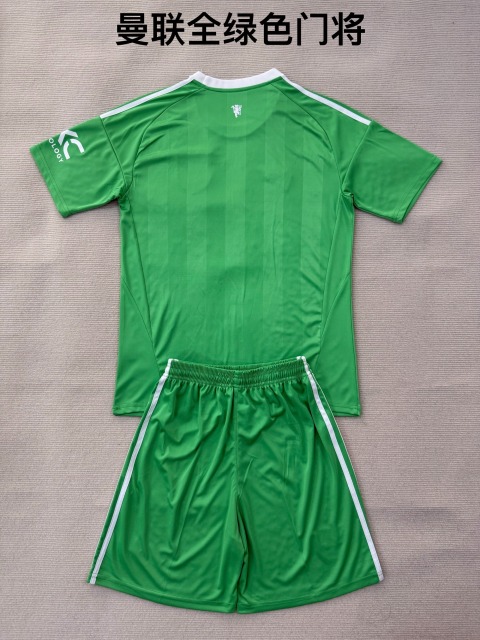 25-26 Manchester United Green Goalkeeper Kids+Adult Set