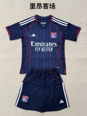 25-26 Lyon away kids+adult set