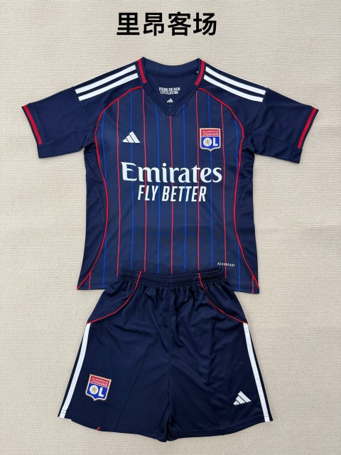 25-26 Lyon away kids+adult set