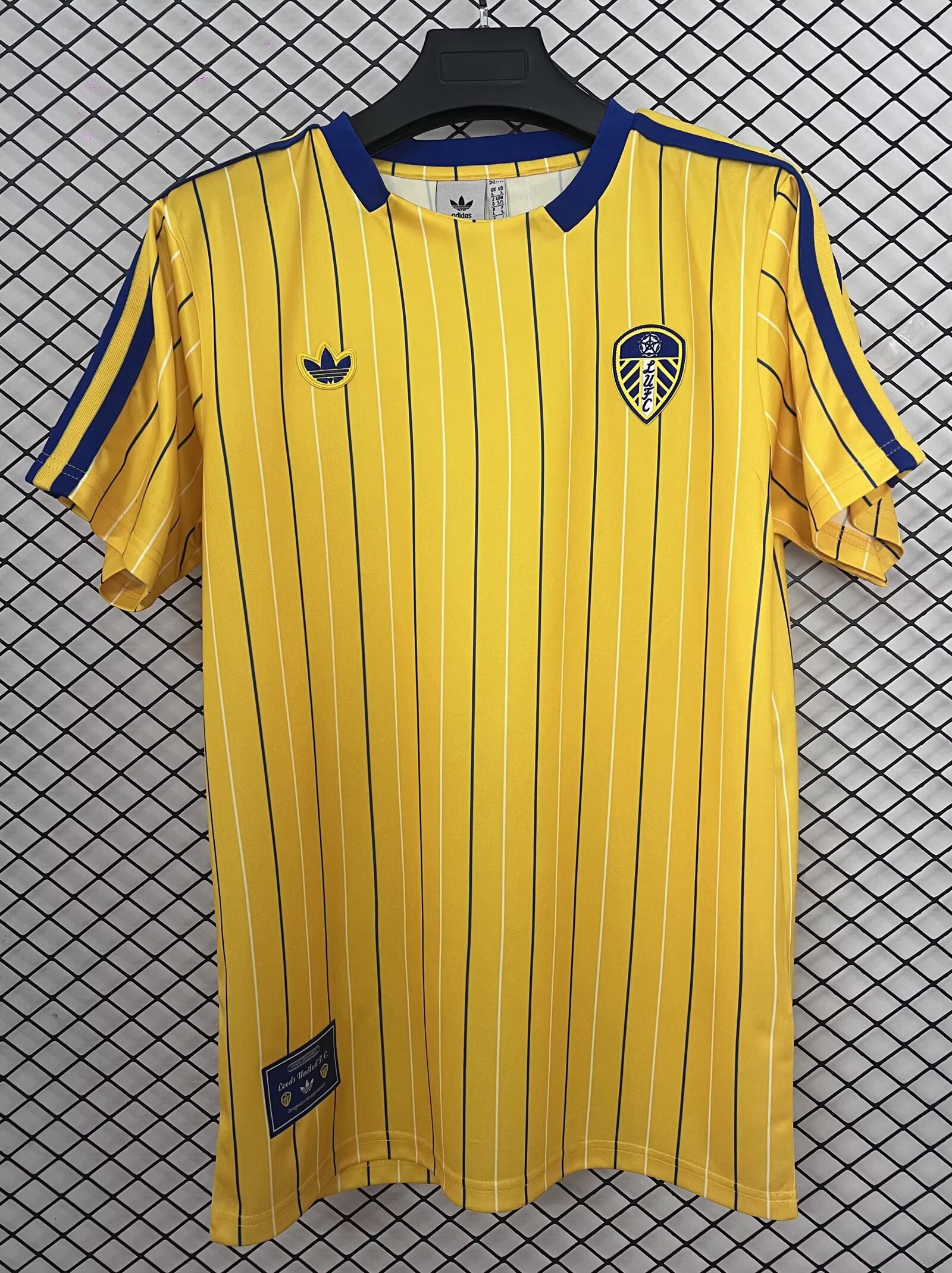 25-26 Leeds United Retro Edition