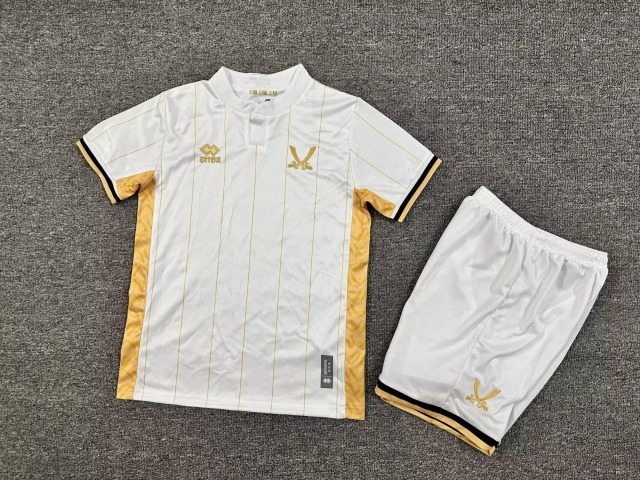 25-26 Sheffield United away kids