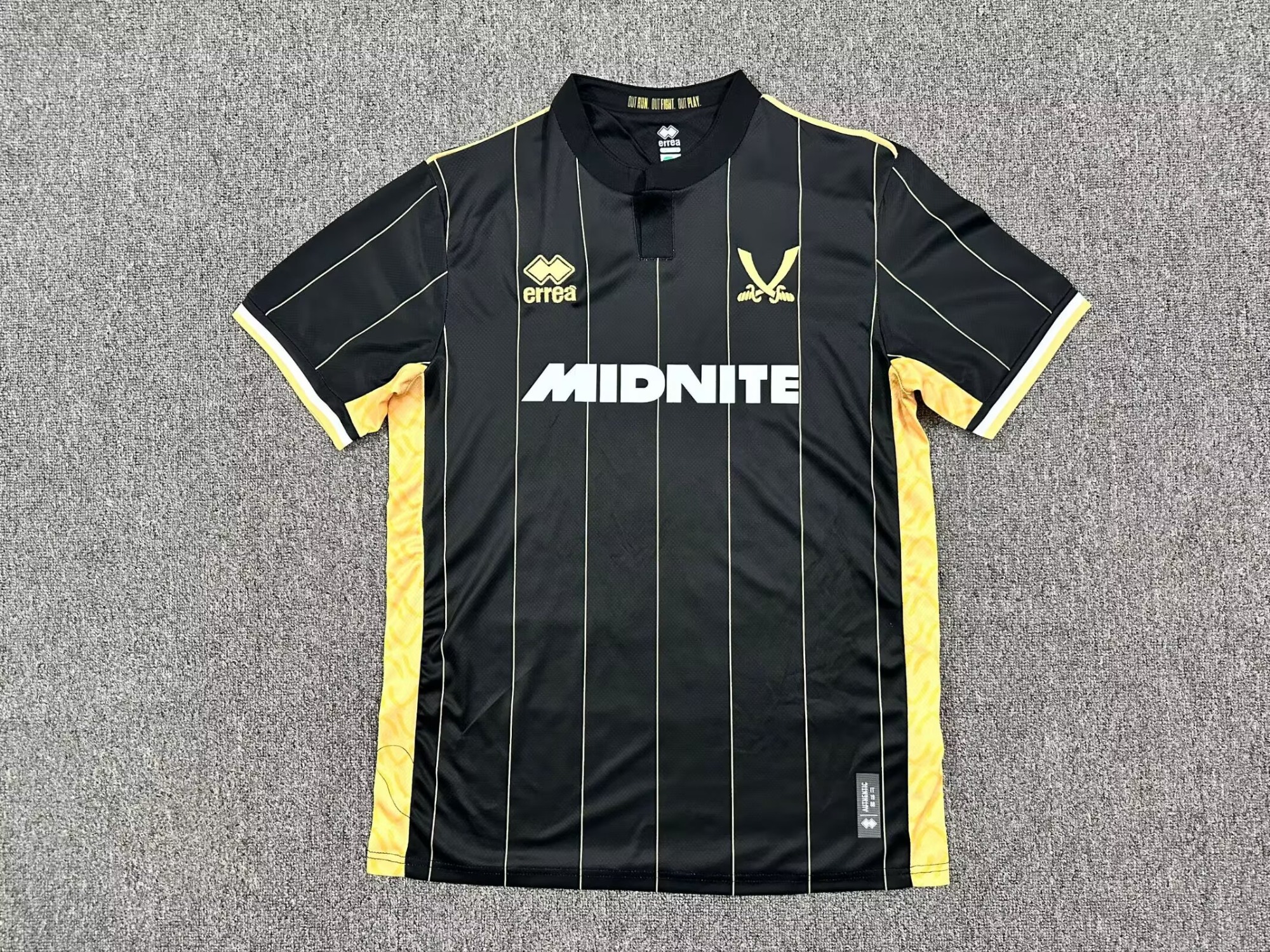 25-26 Sheffield United goalkeeper