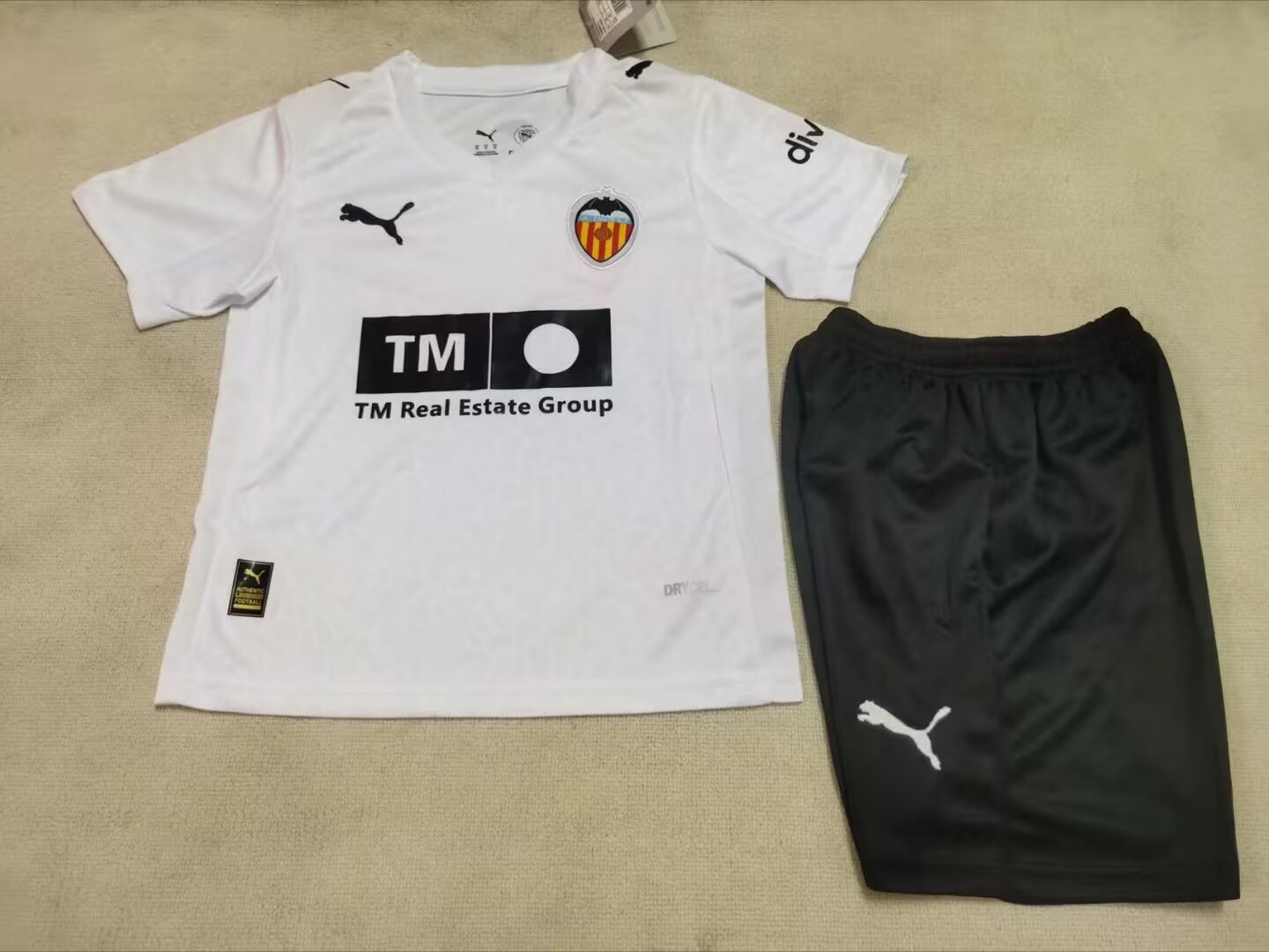 25-26 Valencia home kids
