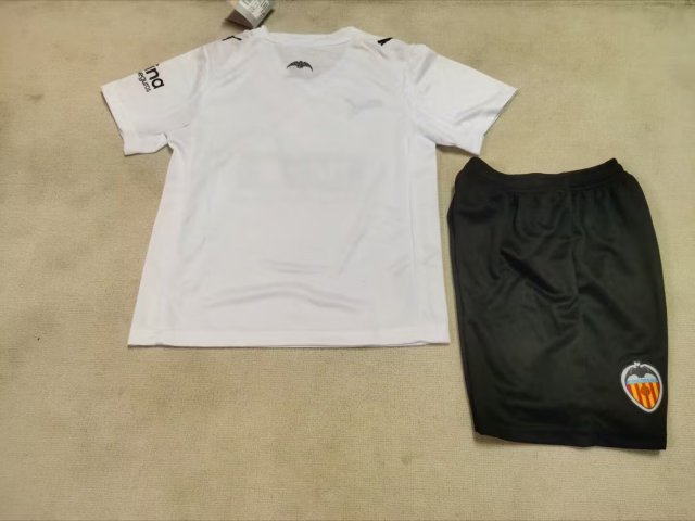 25-26 Valencia home kids