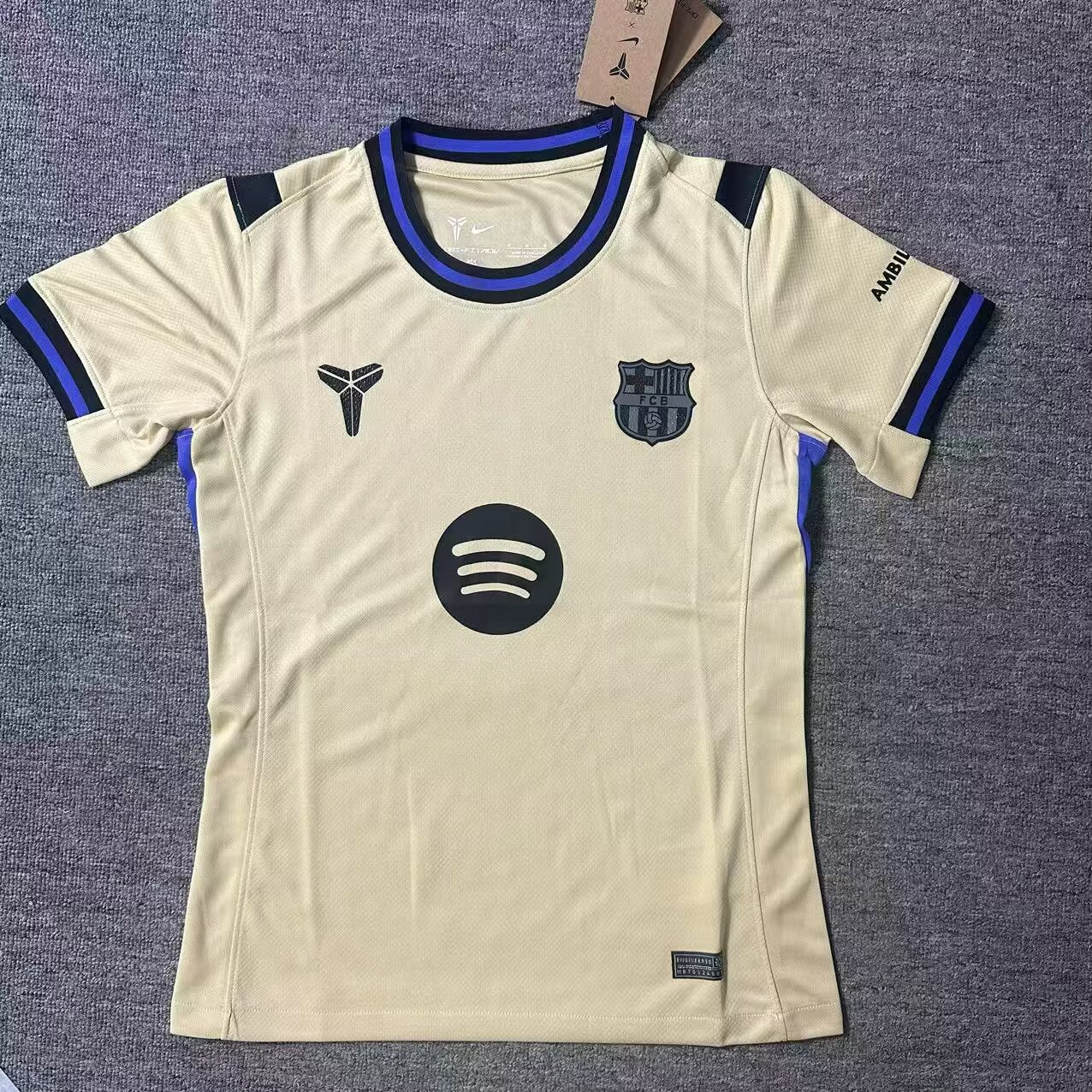 25-26 Barcelona away women's model