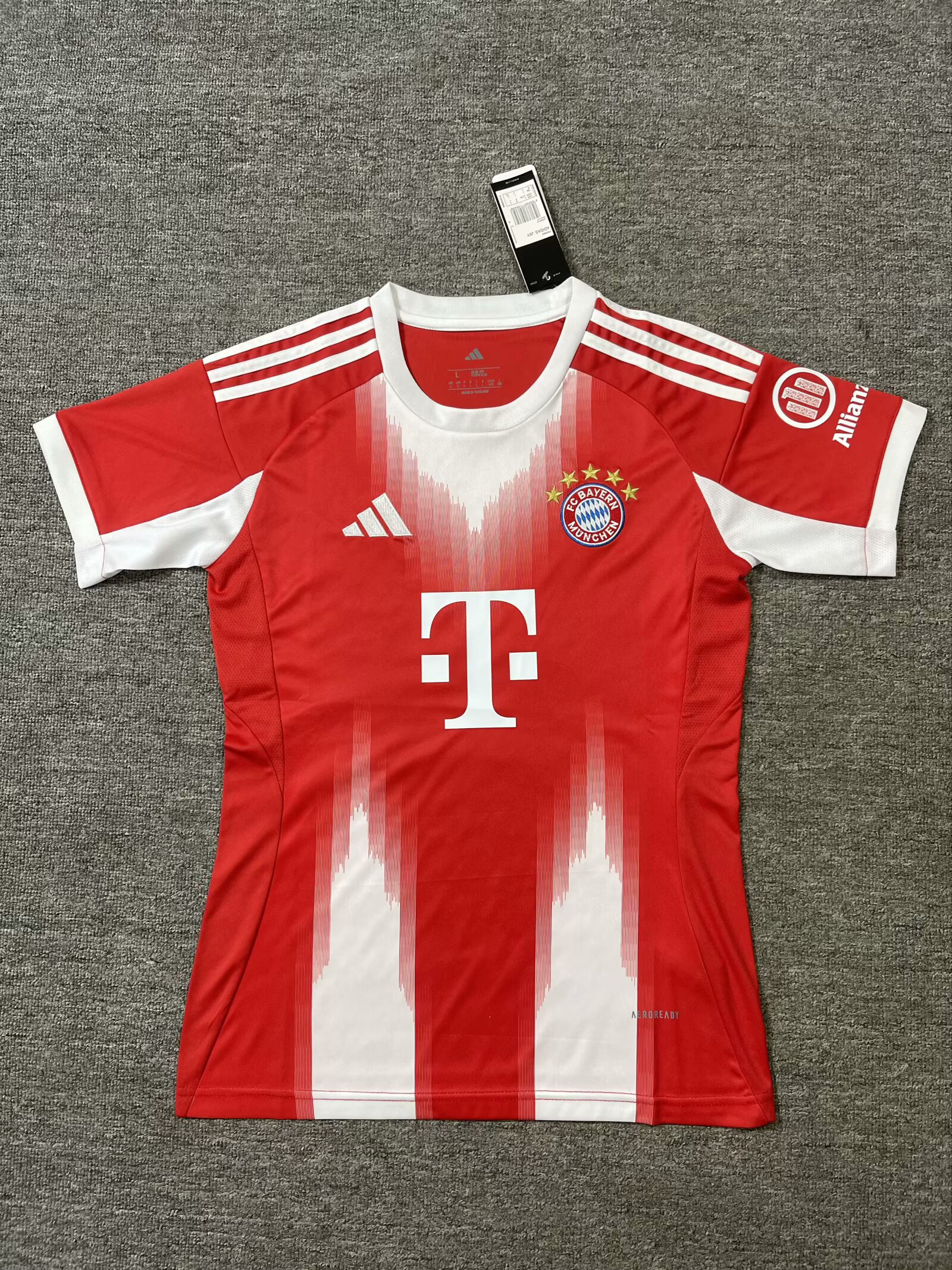 25-26 Bayern Women's Home Edition