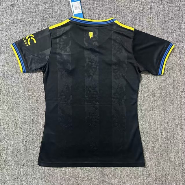 25-26 Manchester United 2 away women's models