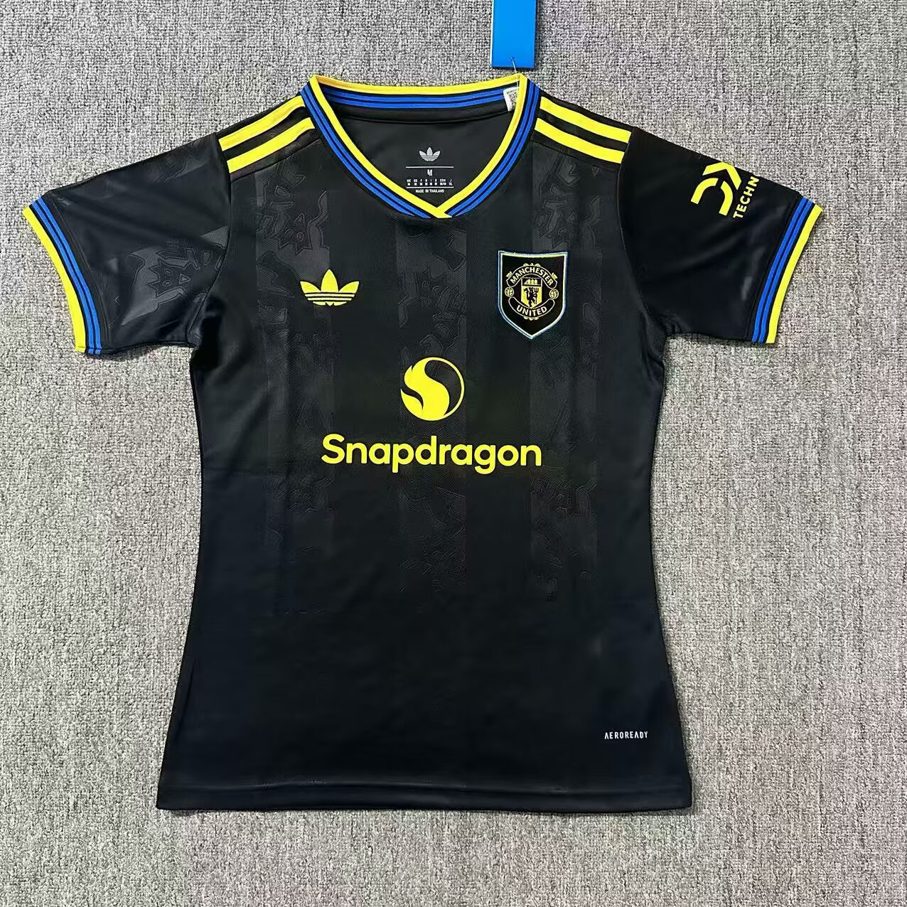 25-26 Manchester United 2 away women's models
