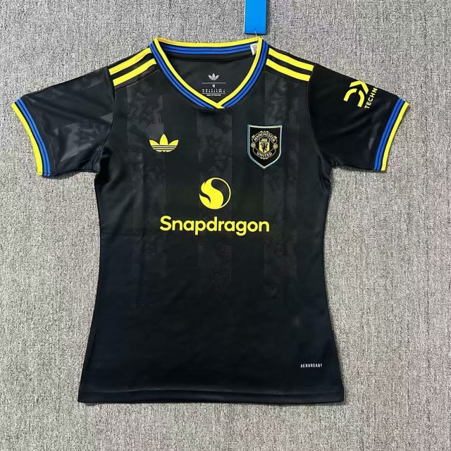 25-26 Manchester United 2 away women's models