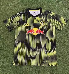 25-26 Leeds United training uniform