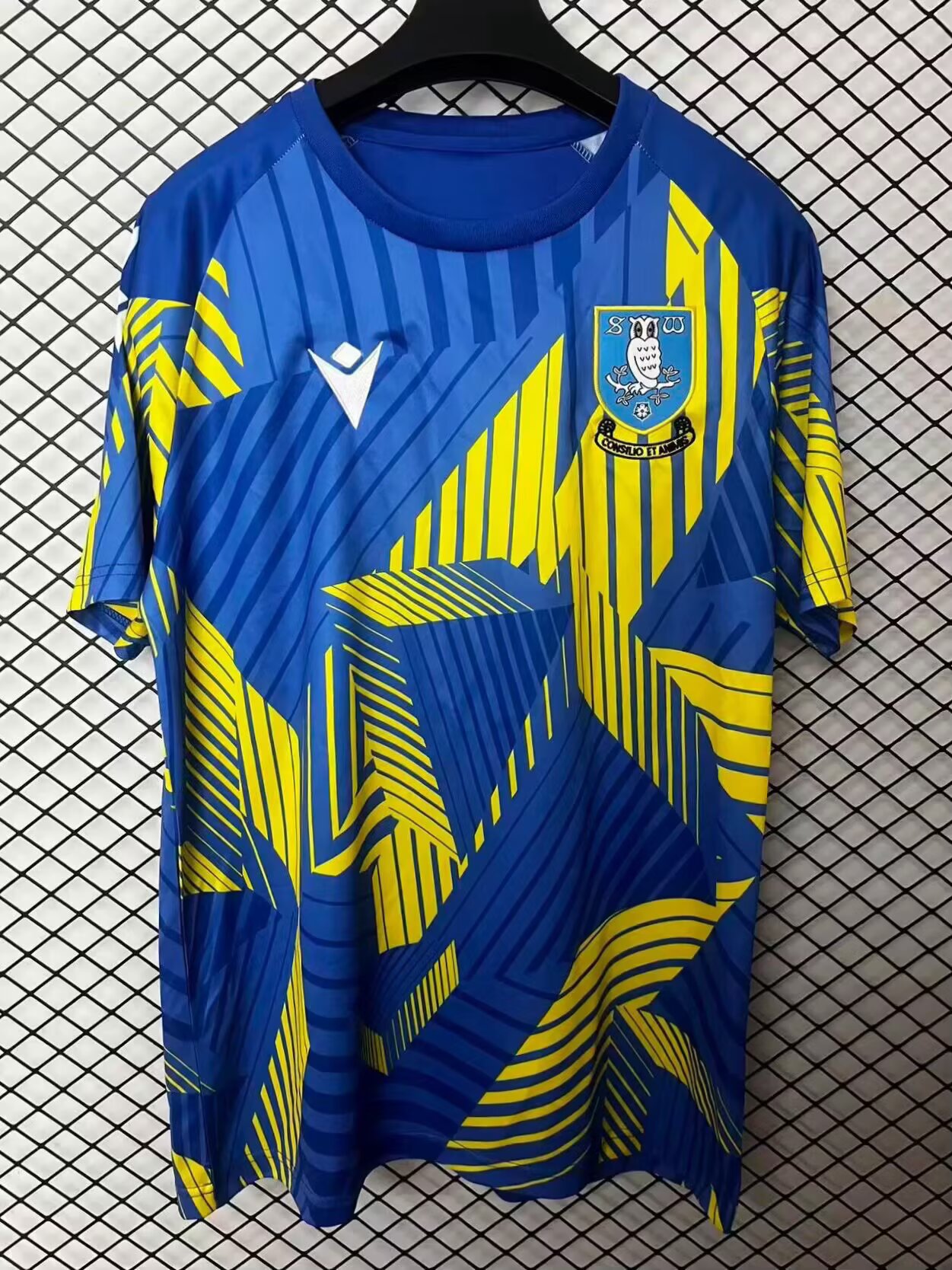 25-26 Sheffield Wednesday pre match uniform