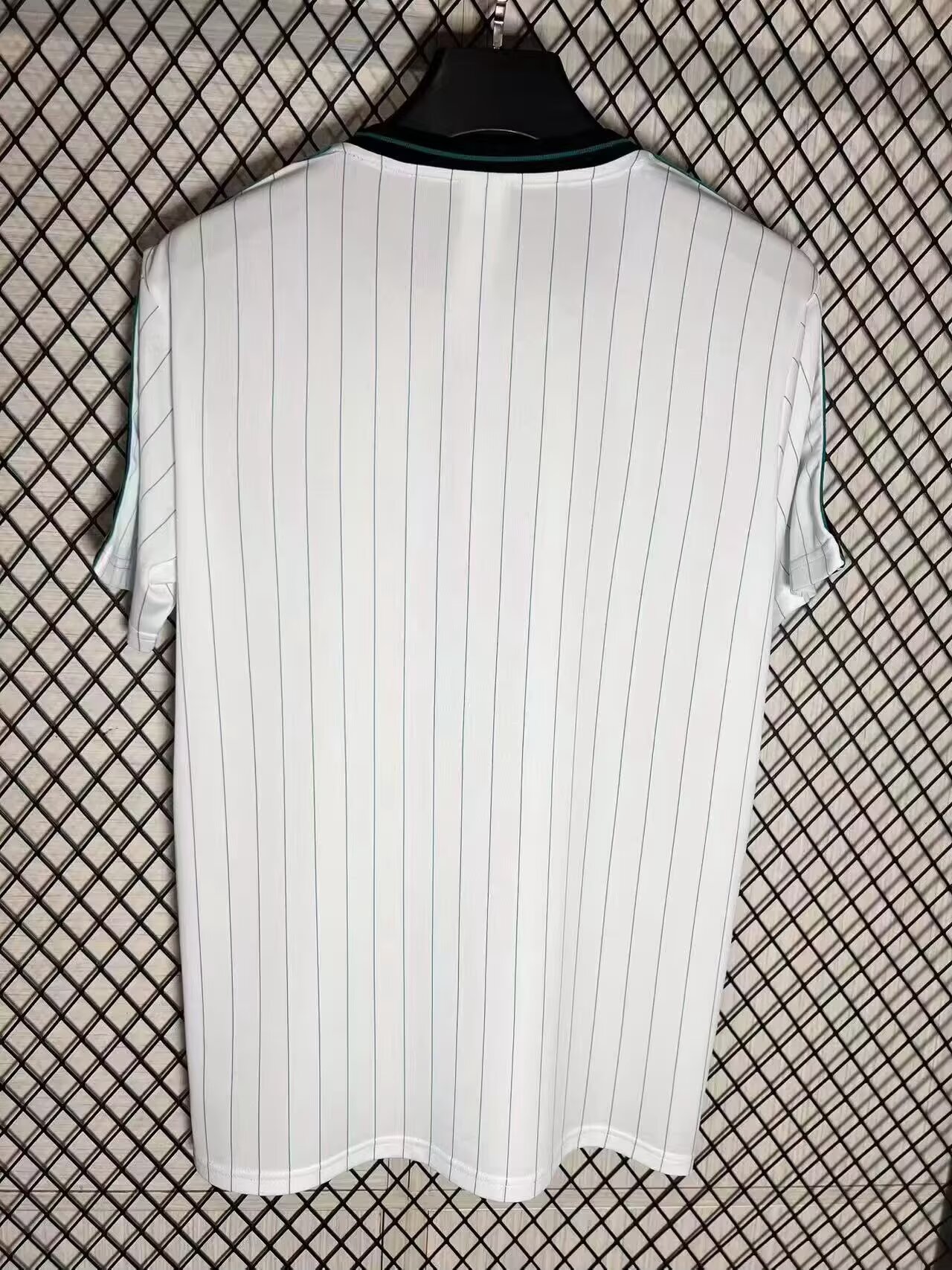 25-26 Liverpool Retro T-shirt