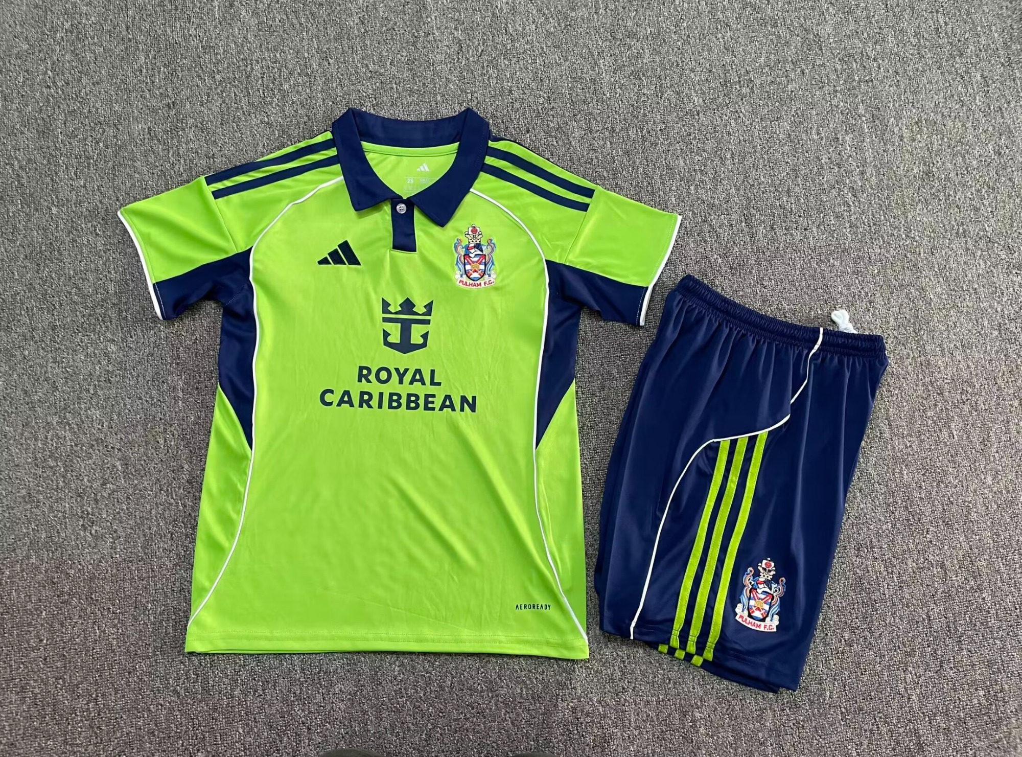 25-26 Fulham away kids