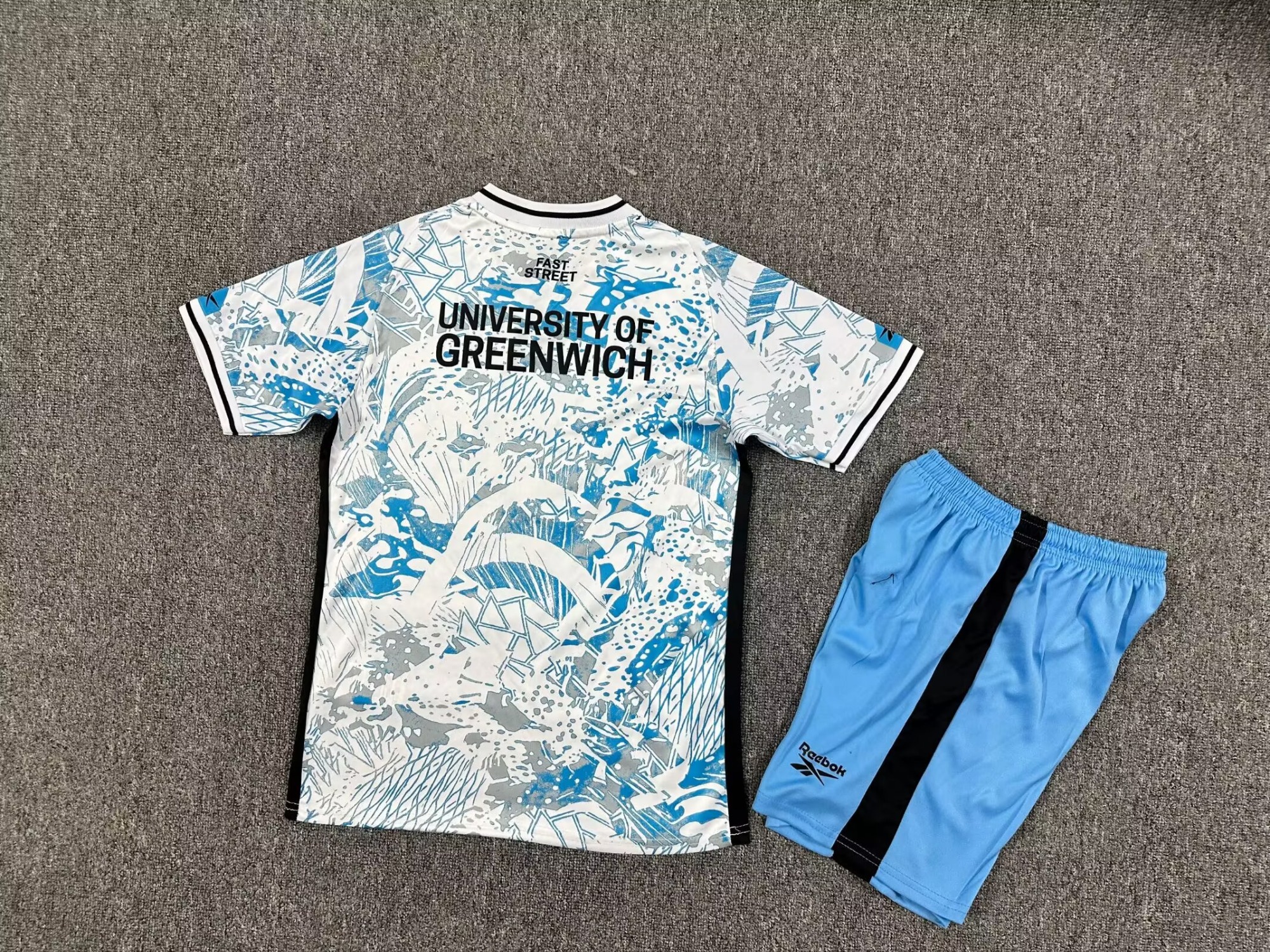 25-26 Charlton away kids