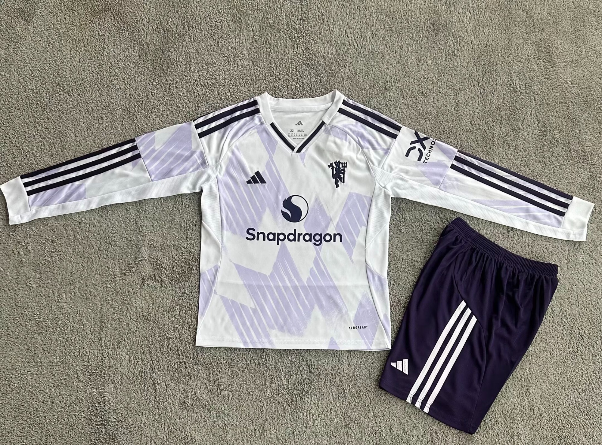 25-26 Manchester United away long sleeved kids