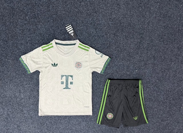 25-26 Bayern Beer Edition Kids+Adult Set