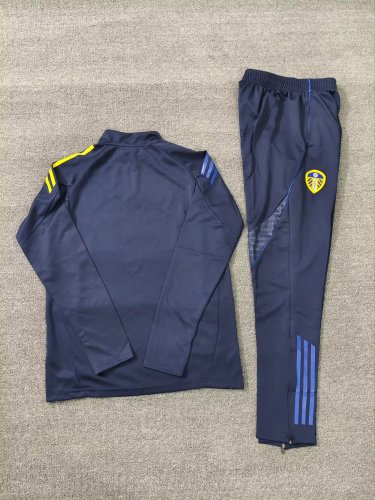 25-26 Leeds United Half Pull Training Uniform