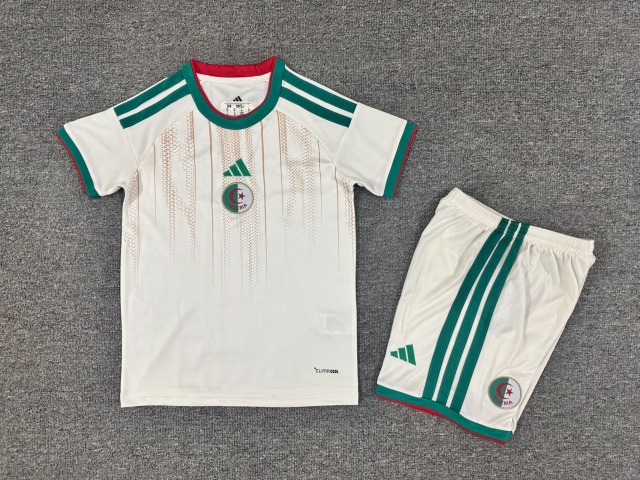 26-27 Algeria home field