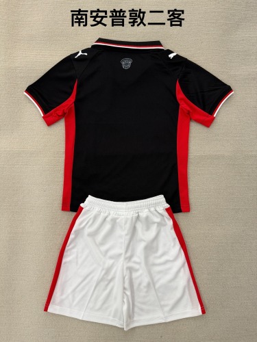 25-26 Southampton 2 away kids+adult set