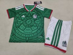 26-27 Mexican home team kids