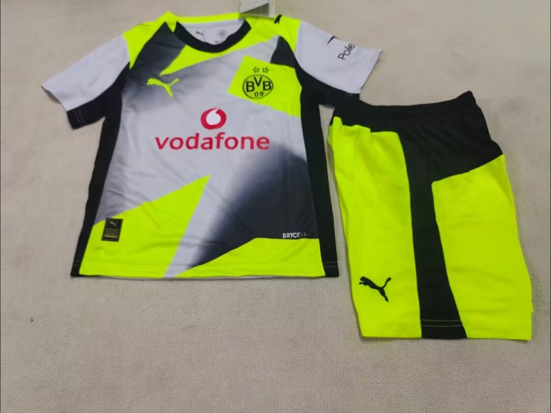 25-26 Borussia Dortmund away kids