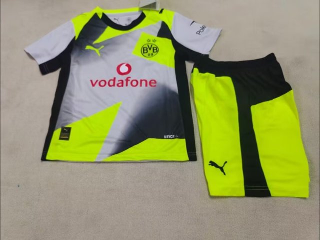 25-26 Borussia Dortmund away kids
